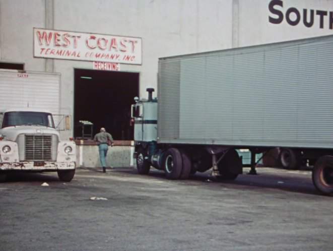 International Harvester Loadstar