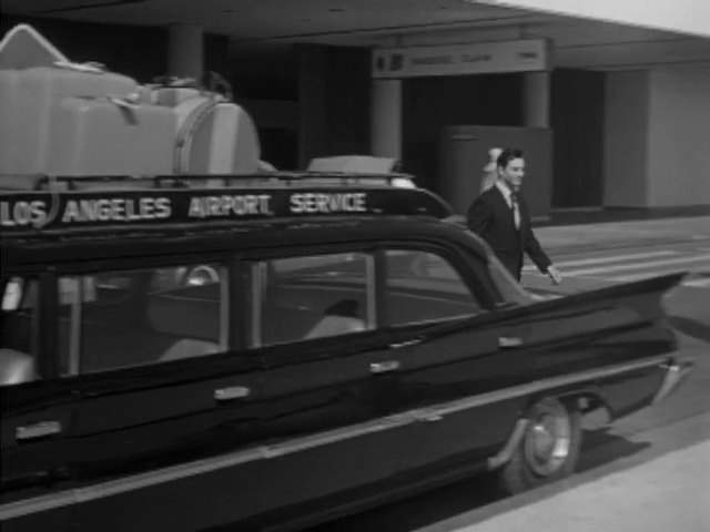 Chrysler Windsor Airport Limousine