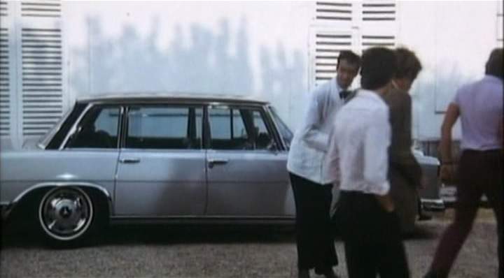 Mercedes-Benz 600