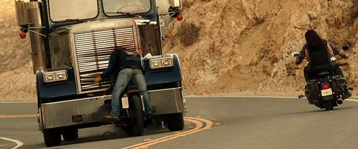 Freightliner FLC 120 64