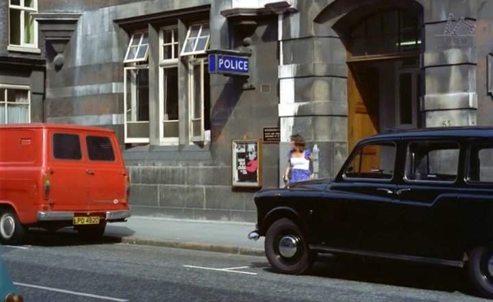 Austin FX4