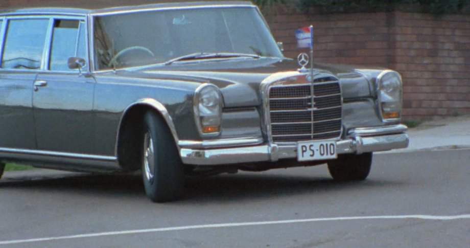 Mercedes-Benz 600