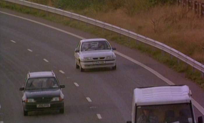 Vauxhall Astravan MkII