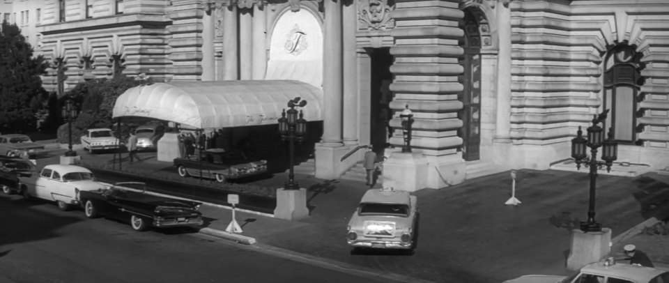 Oldsmobile De Luxe 88