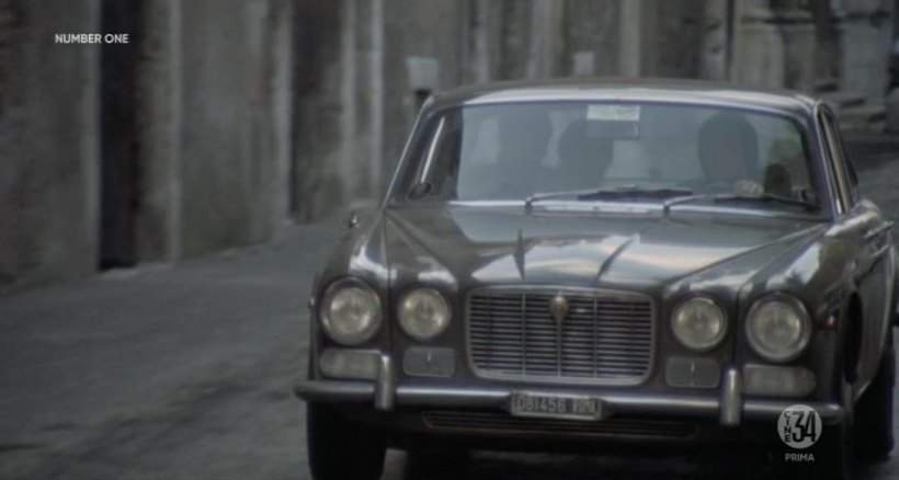 Jaguar XJ6