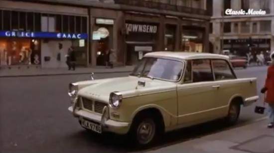 Triumph Herald 1200 Saloon