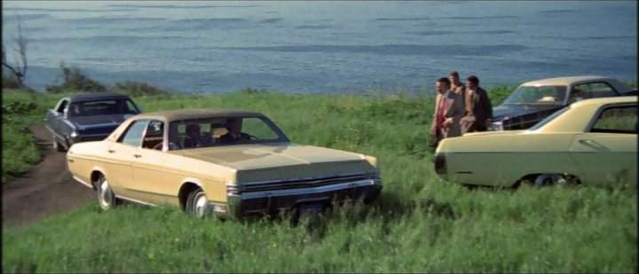 Dodge Monaco
