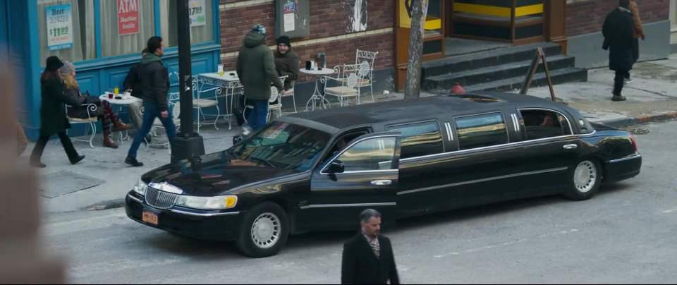 Lincoln Town Car Stretched Limousine
