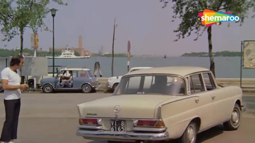 Mercedes-Benz 220 SE