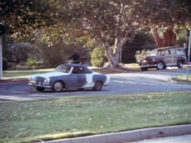 Volkswagen Karmann Ghia Convertible