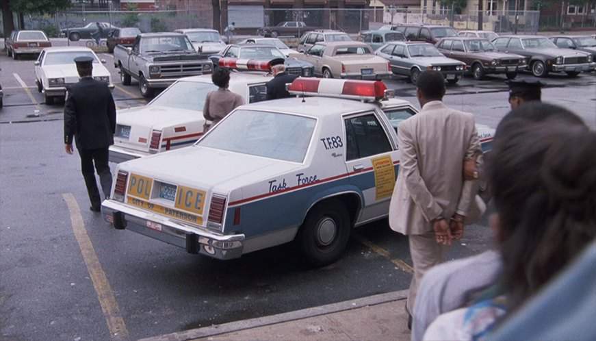 Ford LTD Crown Victoria