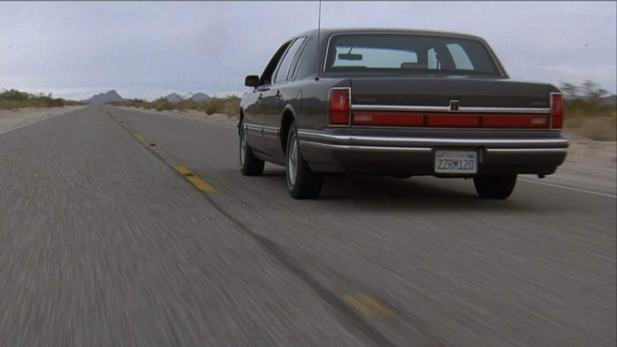 1991 Lincoln Town Car in Fearless
