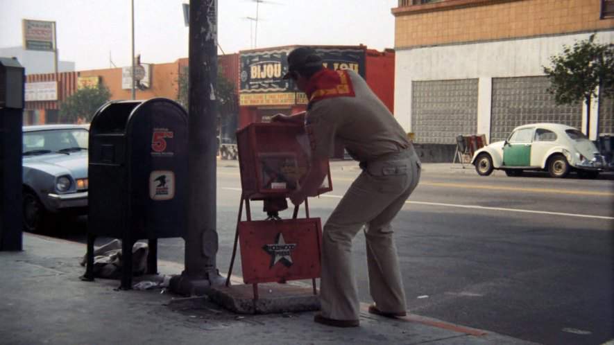 Volkswagen De Luxe Sedan