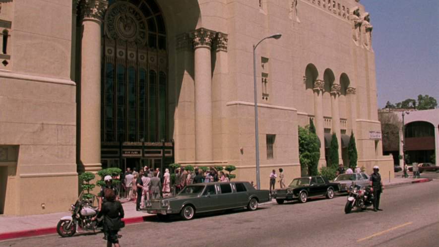 Chrysler Fifth Avenue
