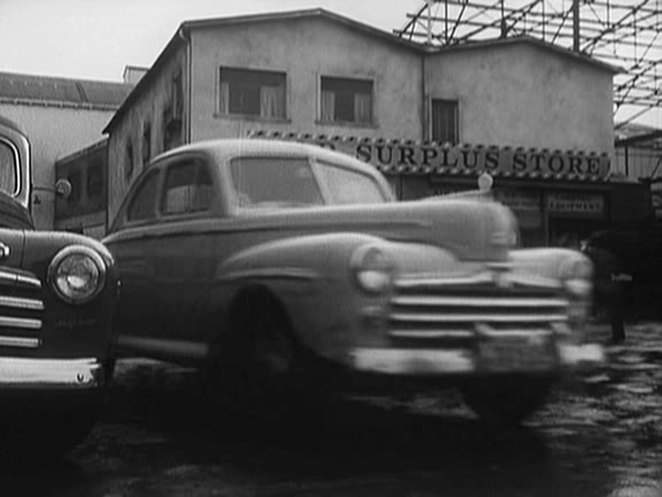 Ford Super De Luxe