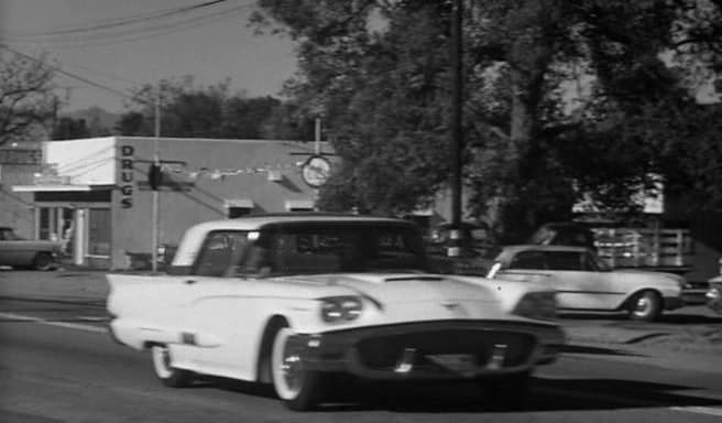 Ford Thunderbird
