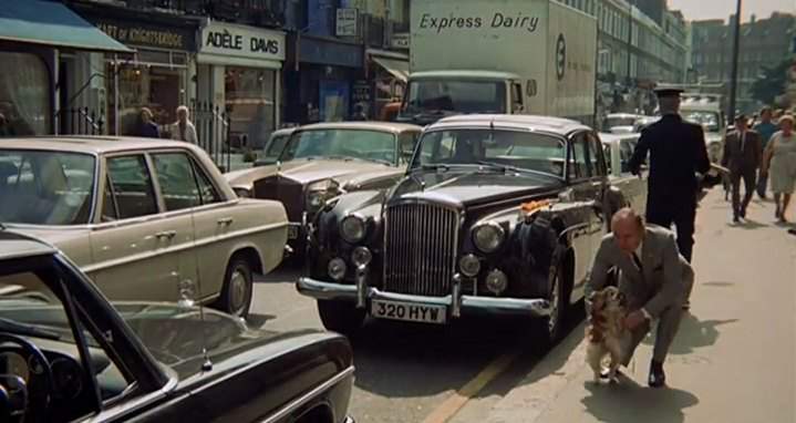 Bentley S2
