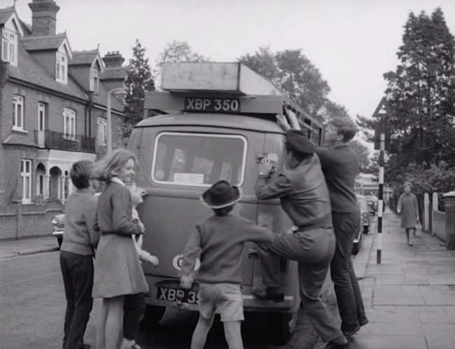 Austin A152 Omnicoach