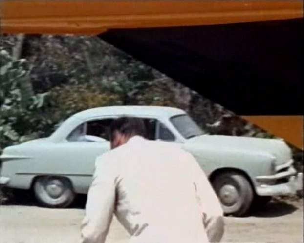Ford De Luxe