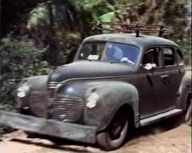 Plymouth De Luxe