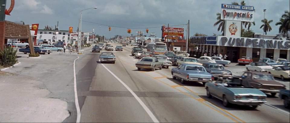 Dodge Dart 330