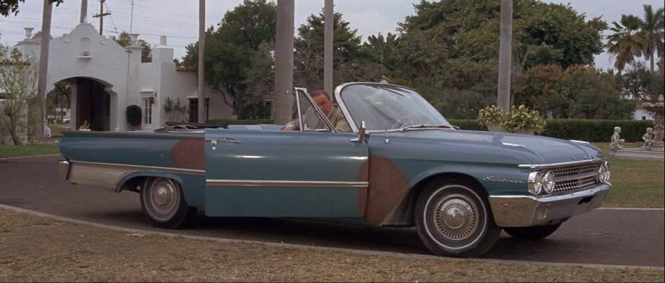 Ford Galaxie Sunliner