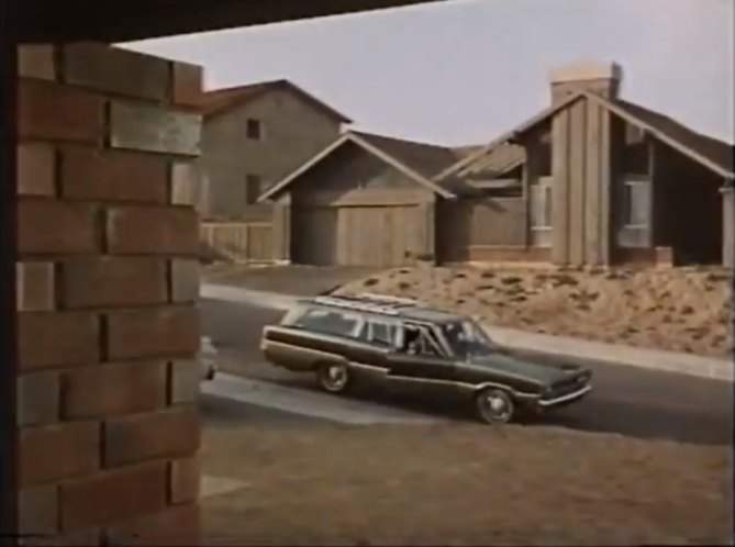 Plymouth Sport Satellite