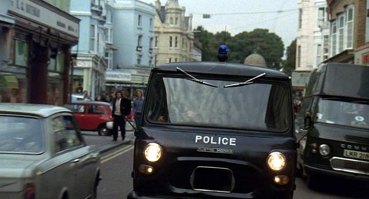 Commer 2500