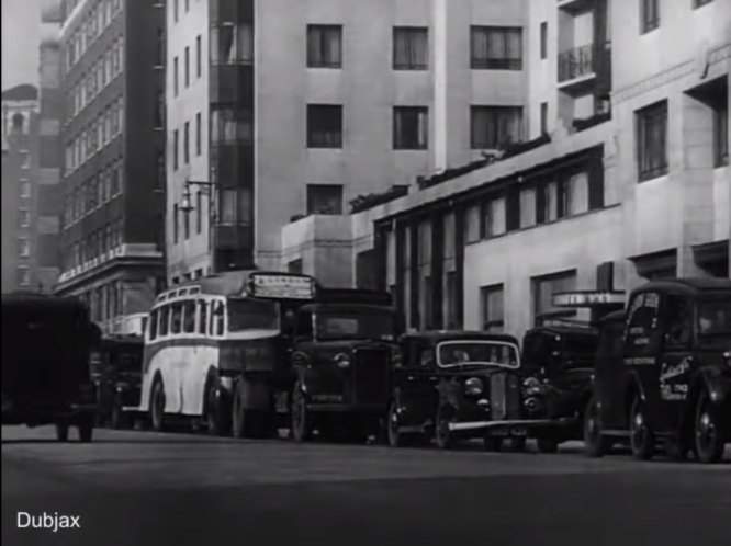 Commer Superpoise Q4