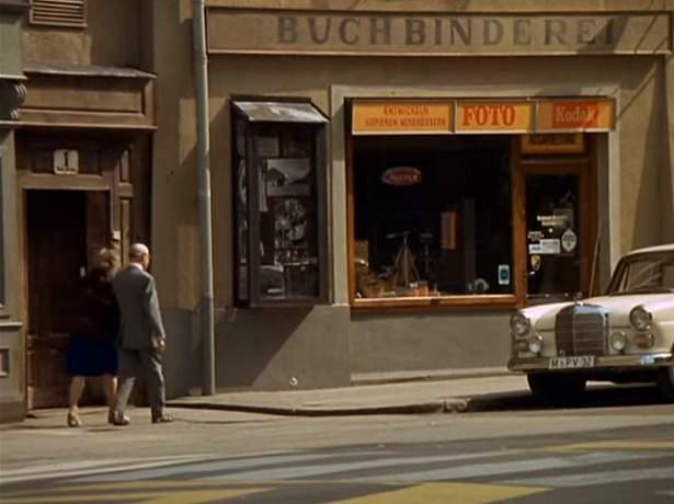 Mercedes-Benz 200