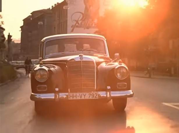 Mercedes-Benz 300 d
