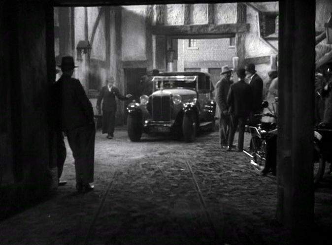 Daimler Double Six