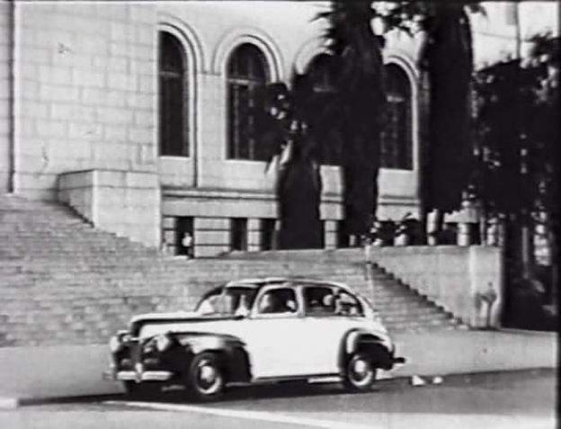 Ford De Luxe