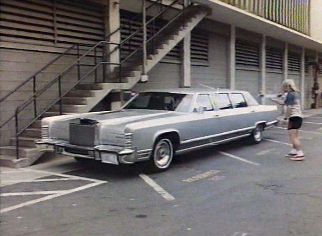 Lincoln Continental Executive Limousine