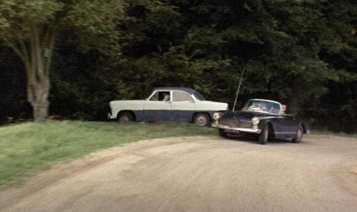 Simca Vedette Versailles