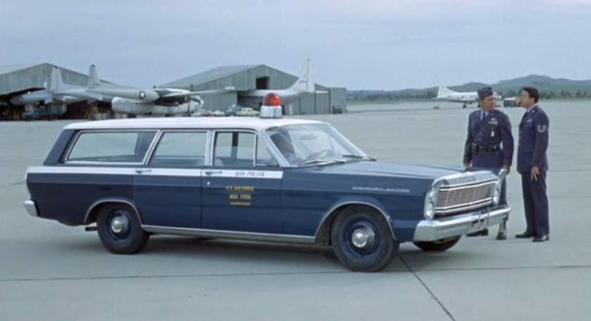 Ford Country Sedan