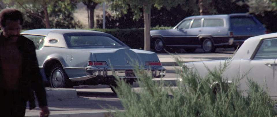 Lincoln Continental Mark IV