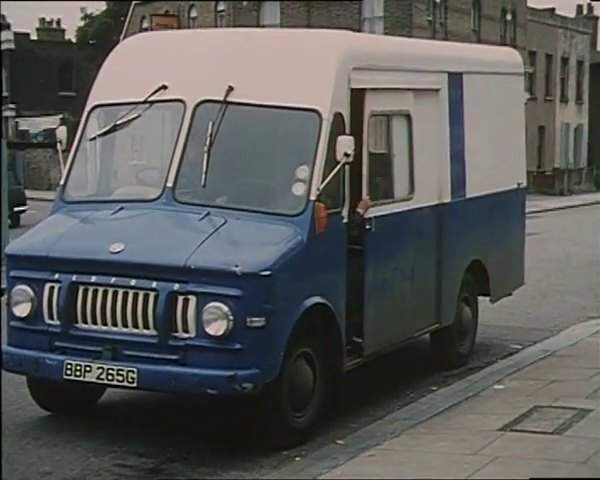 Bedford J1