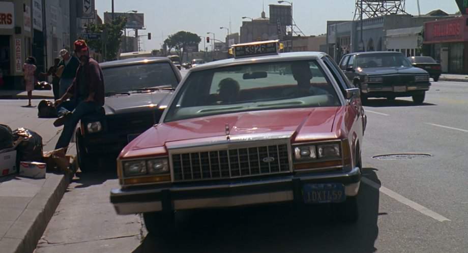 Ford LTD Crown Victoria