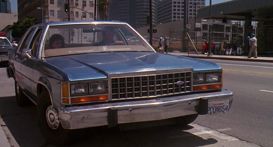 Ford LTD Crown Victoria