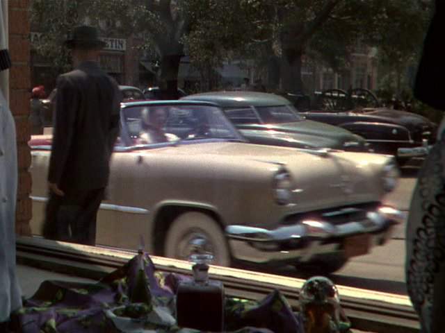 Lincoln Capri