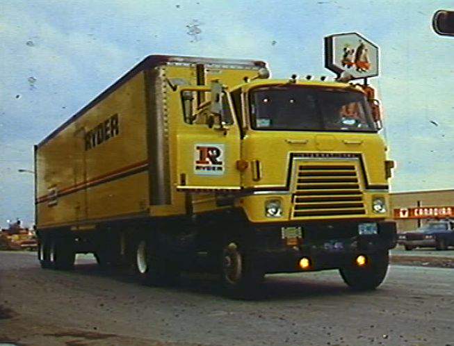 International Harvester Transtar II CO-4070 B