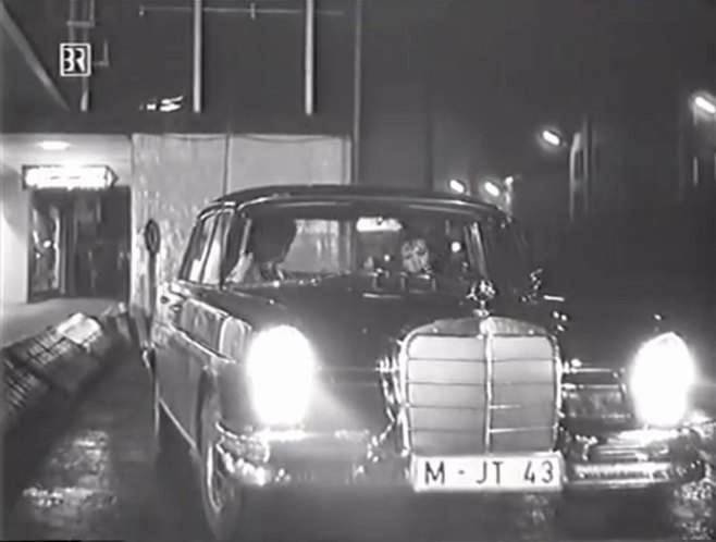 Mercedes-Benz 220 S