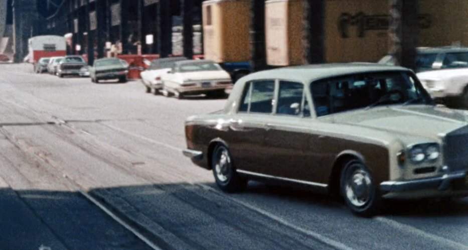 Pontiac Luxury LeMans