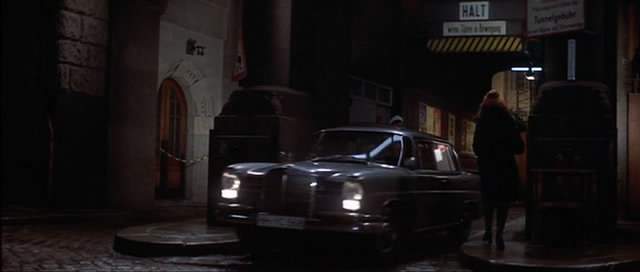 Mercedes-Benz 220 SE