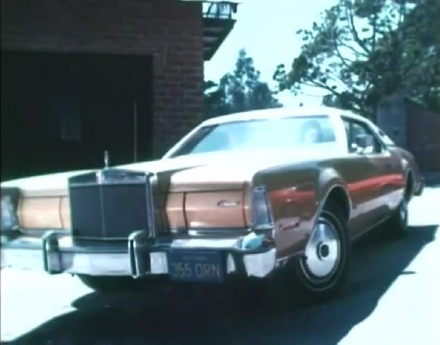 Lincoln Continental Mark IV