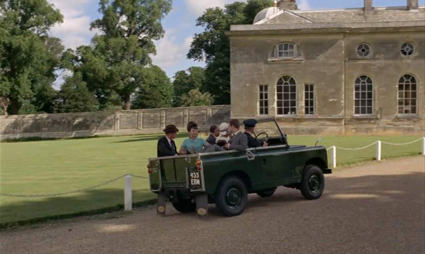 Land-Rover 88'' Series II