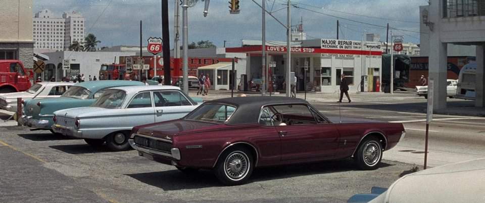 Ford Falcon