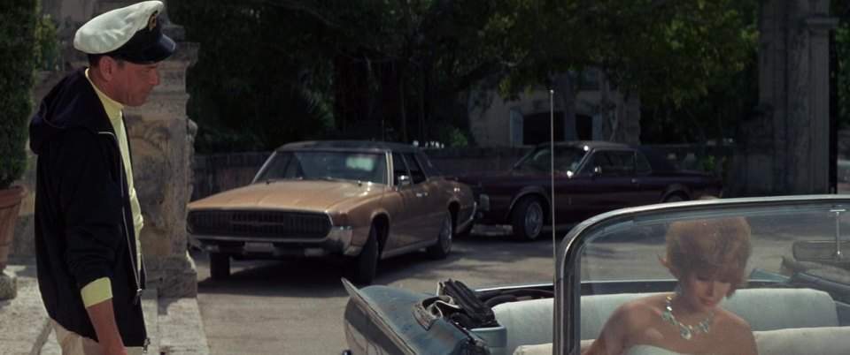 Ford Thunderbird Landau