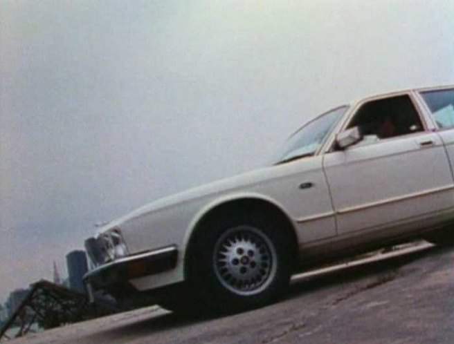 Jaguar XJ6